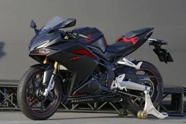 هوندا cbr 250