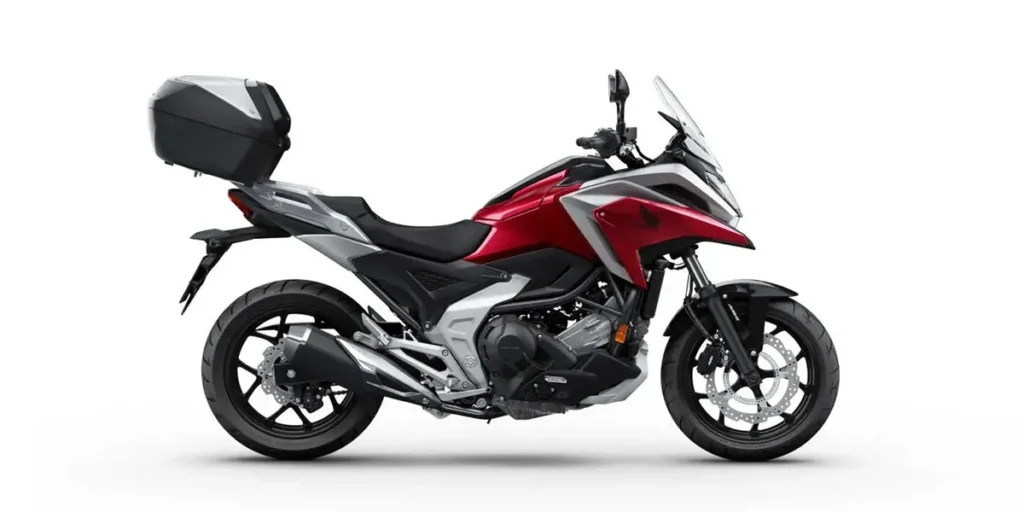 مقایسه هوندا PCX با یاماها NMAX