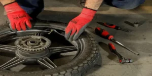 نحوه استفاده اسپری پنچرگیری موتور سیکلت