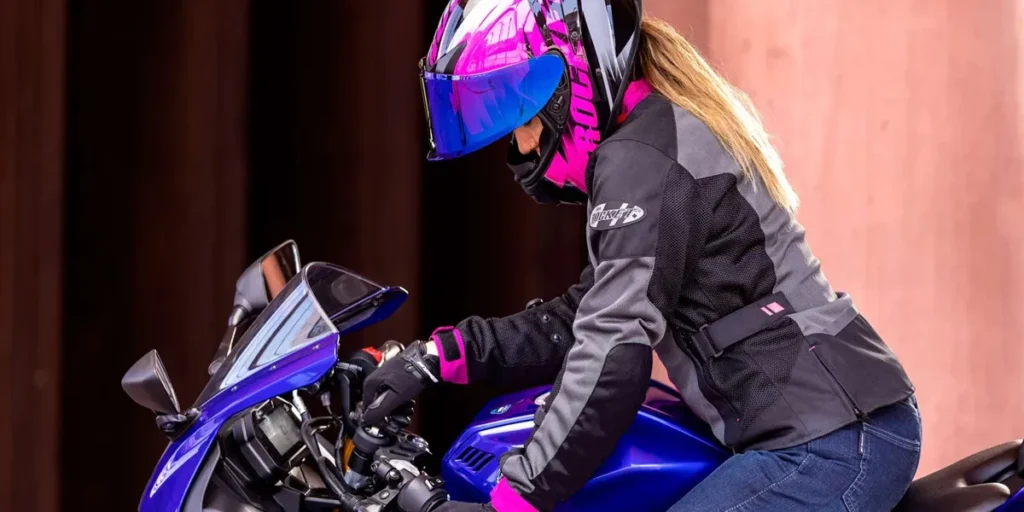 گواهینامه موتور برای بانوان