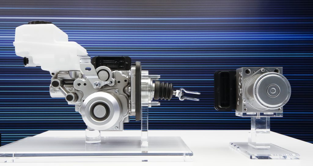 تکنولوژی Engine Braking Control؛ مدیریت هوشمند ترمز پیشرانه در موتورسیکلتها